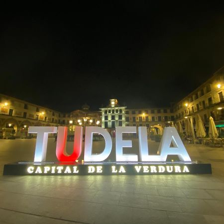 Voila Catedral Lägenhet Tudela Exteriör bild